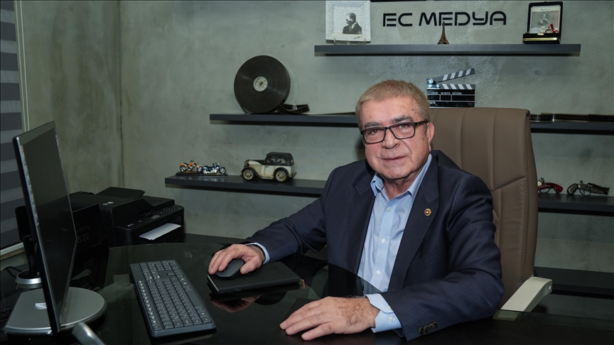 AA'nın eski Genel Müdürü Mehmet Akarca, "Yılın Kareleri" oylamasında favorilerini seçti