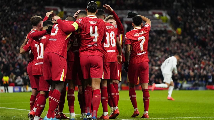 Salah overtakes Henry to move to 7th place on list of all-time English Premier League scorers