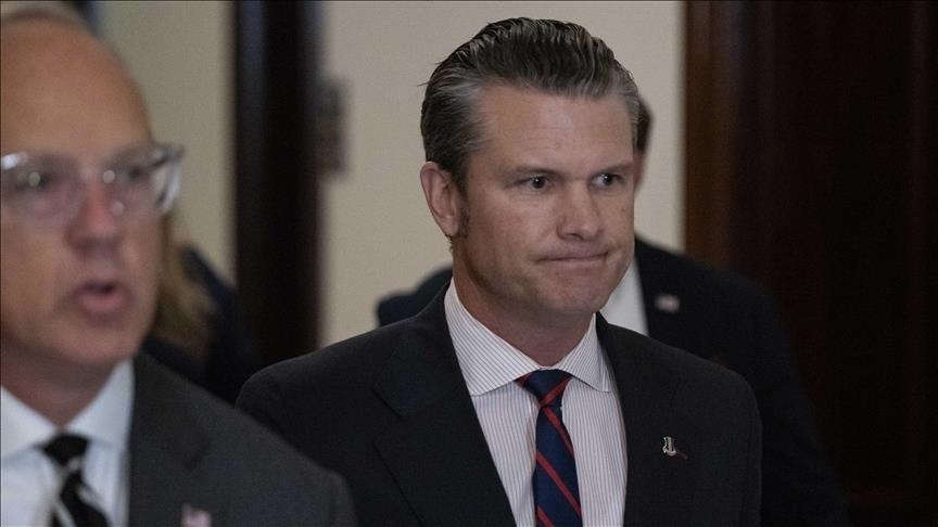 États-Unis : Pete Hegseth confirmé au poste de secrétaire à la Défense après que le vice-président tranche une égalité