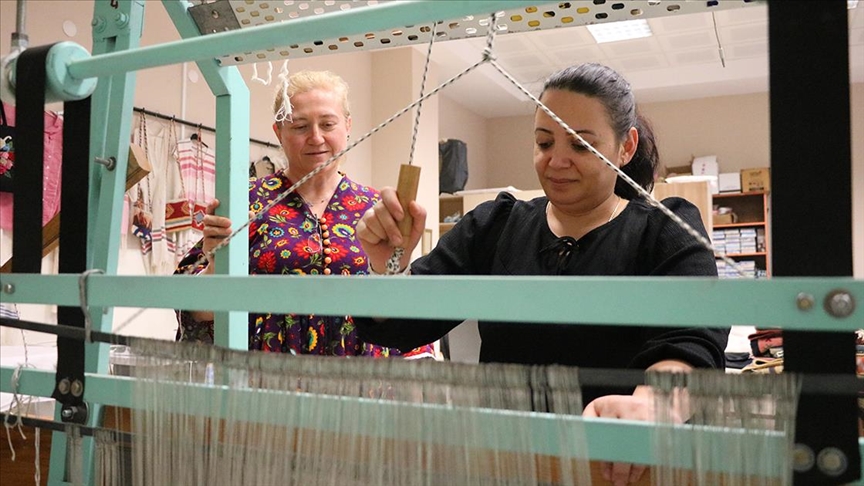 Yozgatlı kadınlar asırlık dokuma kültürünü yaşatıyor