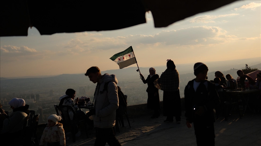 EU agrees to roadmap to ease sanctions on Syria