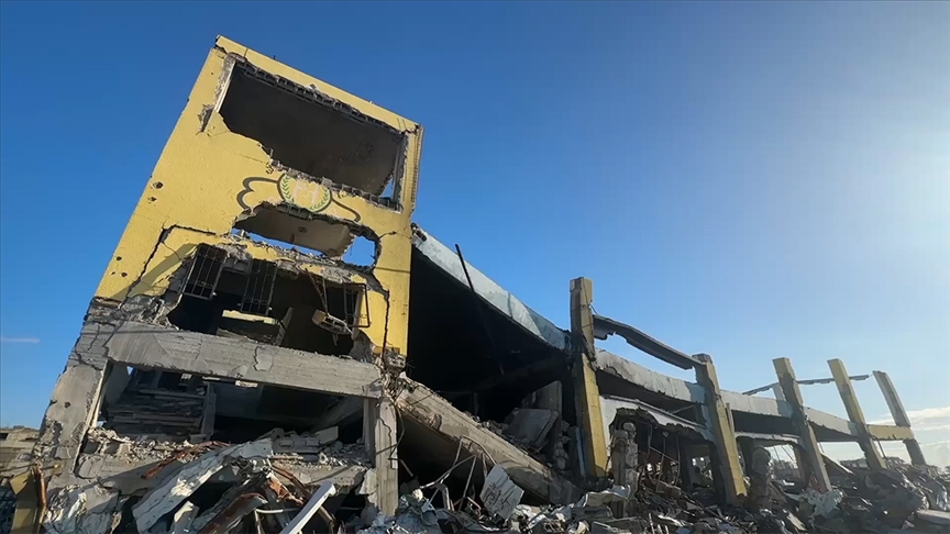 İsrail saldırıları, Gazze'de 40 yıllık fabrika sahibinin emeğini yerle bir etti