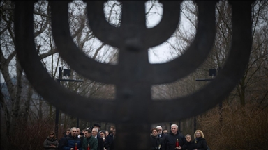 World leaders mark 80th anniversary of Auschwitz camp's liberation