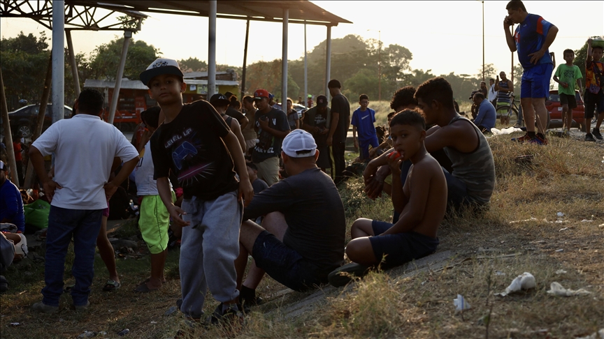 Brazil summons US envoy over deportations