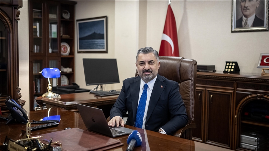 RTÜK Başkanı Şahin, "Yılın Kareleri" oylamasında tercihlerini yaptı