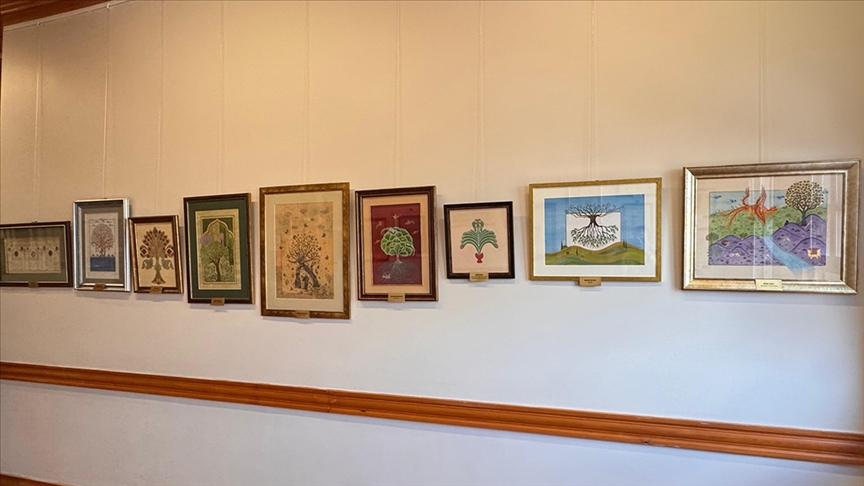 "Hayat Ağacı" sergisi Zeyrek Akademi'de sanatseverlerle buluştu