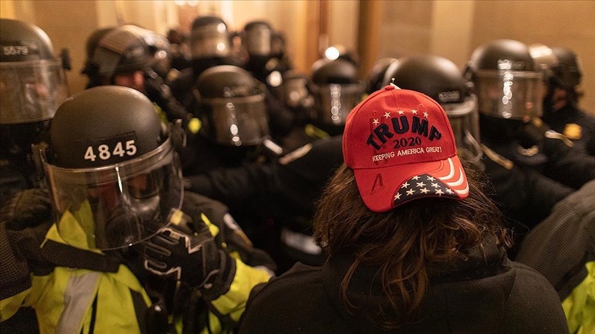 Judge removes ban from DC for Oath Keepers founder, members after Trump's commutation