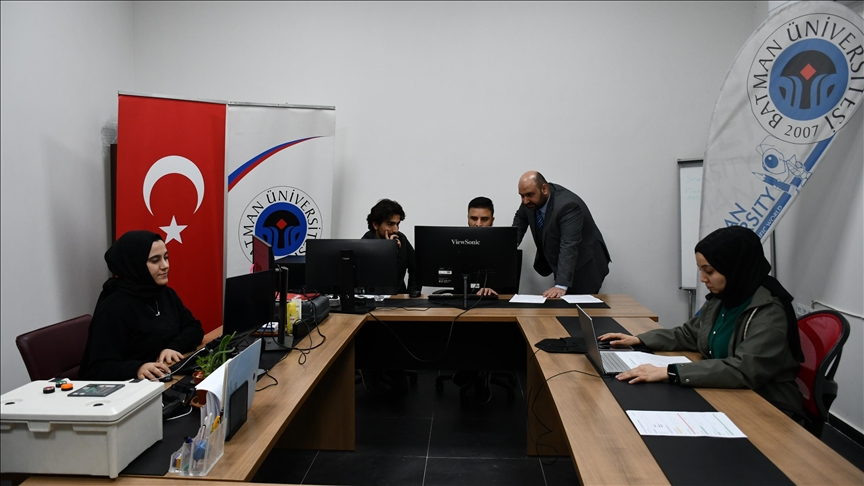 Karaciğer hasarını biyopsi yapılmadan ölçecek yapay zeka yazılımı geliştiriliyor