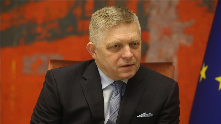 Slovakian premier accuses Czech politicians of meddling his country’s internal affairs Slovakian premier accuses Czech politicians of meddling his country’s internal affairs