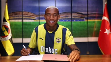 Fenerbahçe, Anderson Talisca ile sözleşme imzaladı