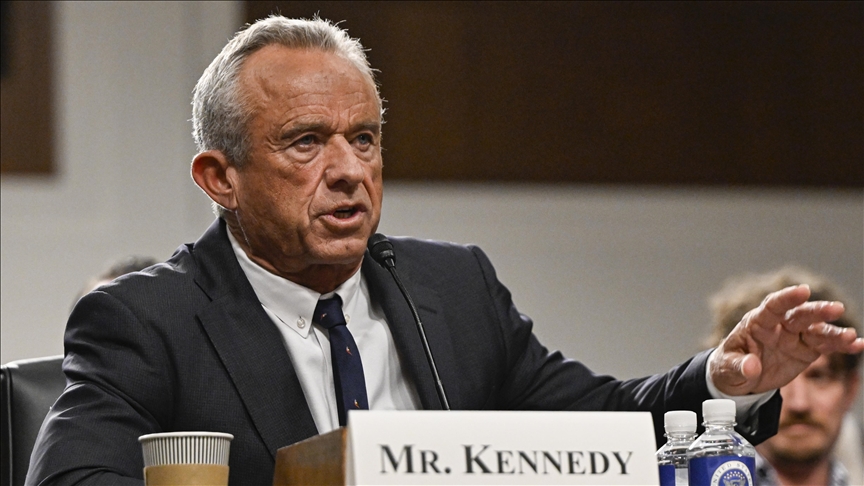 Trump'ın Sağlık Bakanı adayı Kennedy'nin Senato oturumuna "aşı tartışmaları" damga vurdu