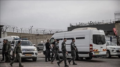 الضفة.. أسرى فلسطينيون يبلغون ذويهم بتحررهم الخميس من سجون إسرائيل