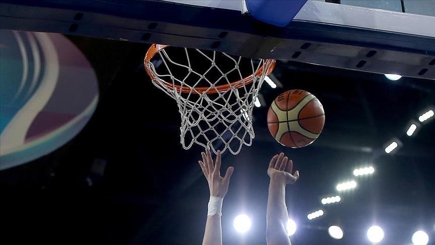 Basket: En France, deux personnes interdites de matches pendant un an après avoir brandi un drapeau palestinien