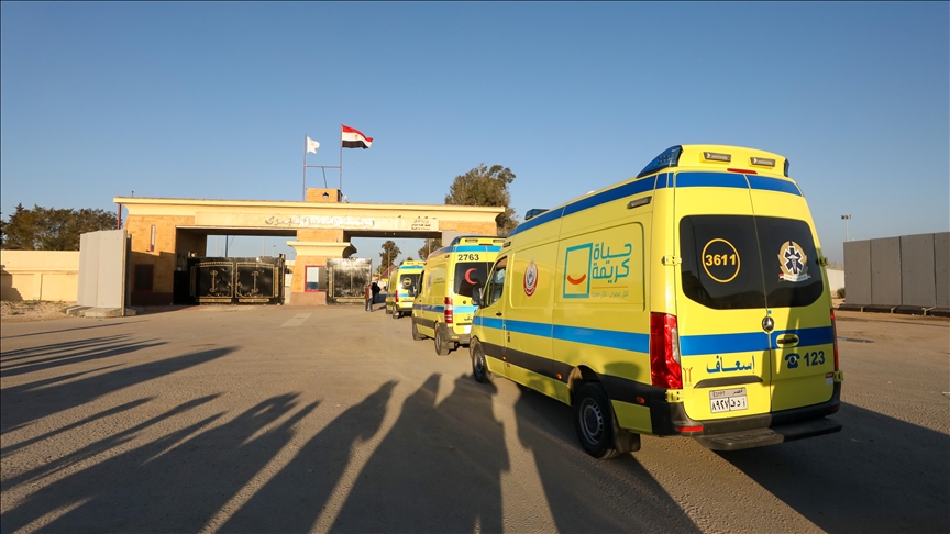 ثاني يوم لفتح المعبر.. 46 مريضا وجريحا يغادرون غزة عبر رفح