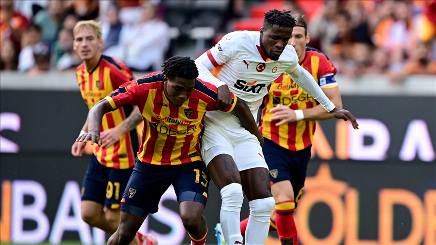 Denmark international Patrick Dorgu joins Manchester United
