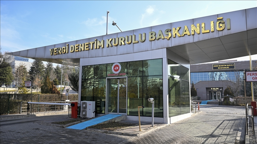 Çok kazandığı halde az vergi ödeyen sanatçılar da radara girdi