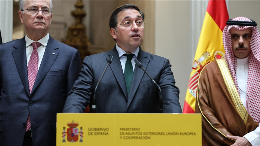 España hará todo lo posible para que exista un Estado palestino