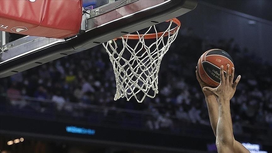 Fenerbahce Beko signs Angolan center Jilson Bango