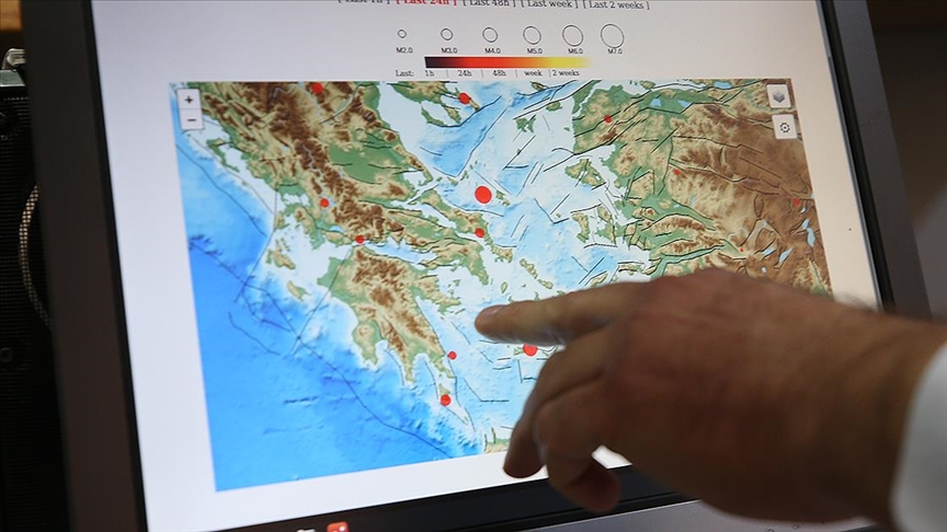 Ege Denizi'nde 28 Ocak'tan bugüne kadar 570 deprem meydana geldi