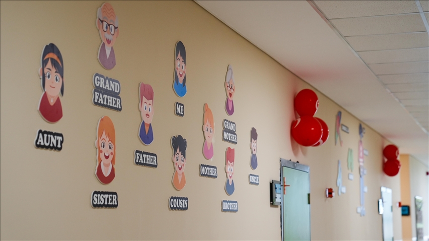 Tuzla'da öğrenciler için "İngilizce eğitim koridoru" açıldı