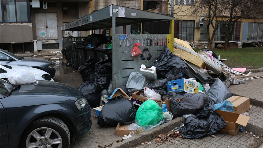 Prishtina shpall gjendje të jashtëzakonshme për shkak të mbeturinave