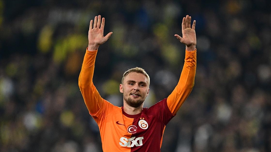 Galatasaray, savunma oyuncusu Victor Nelsson'u Roma'ya kiraladı Galatasaray, savunma oyuncusu Victor Nelsson'u Roma'ya kiraladı
