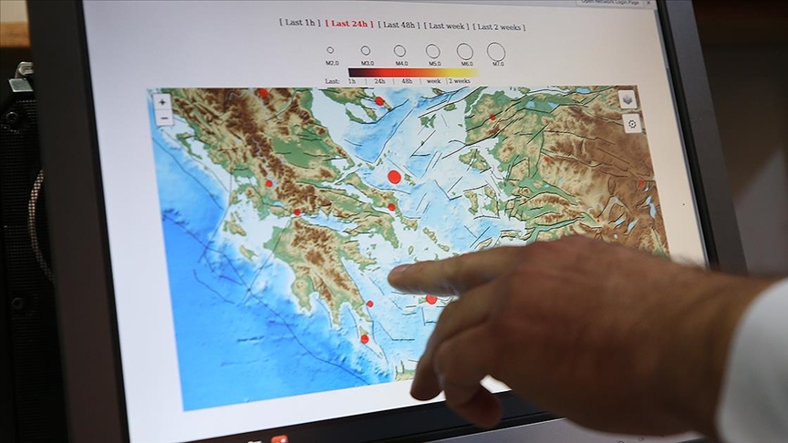 Ege Denizi'nde son 24 saatte 313 deprem meydana geldi