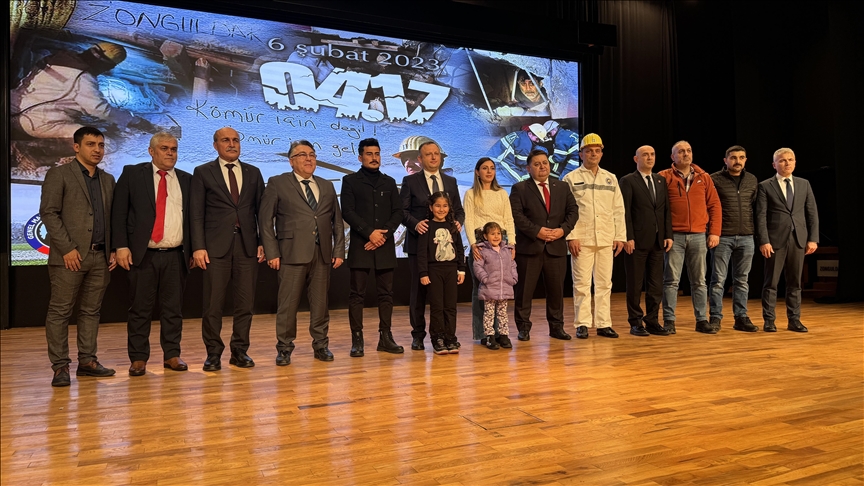 Asrın felaketinde madencilerin kahramanlıklarının anlatıldığı "K-Ömür" belgeselinin gösterimi yapıldı