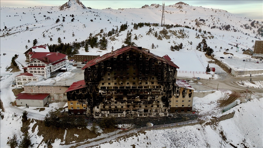 Kartalkaya'daki otel yangınına ilişkin soruşturmada 2 şüpheli gözaltına  alındı