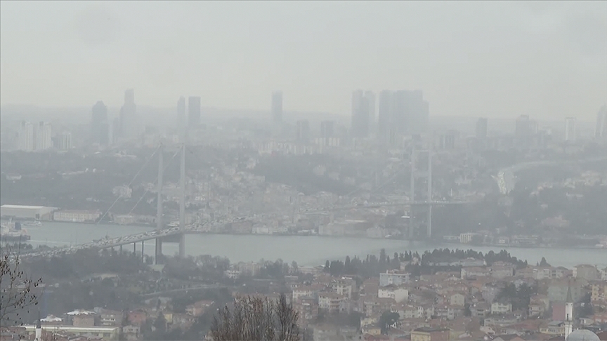 İstanbul'da kar yağışı sürüyor