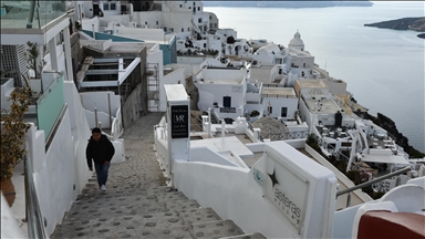 1,440 earthquakes recorded in Greek island of Santorini since Feb. 1