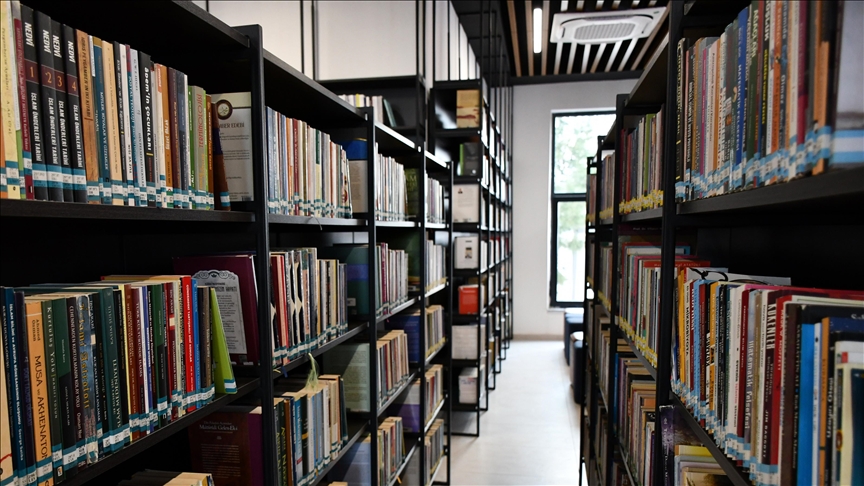 Depremden etkilenen 11 ilde 11 Şule Yüksel Şenler Okul Kütüphanesi kurulacak