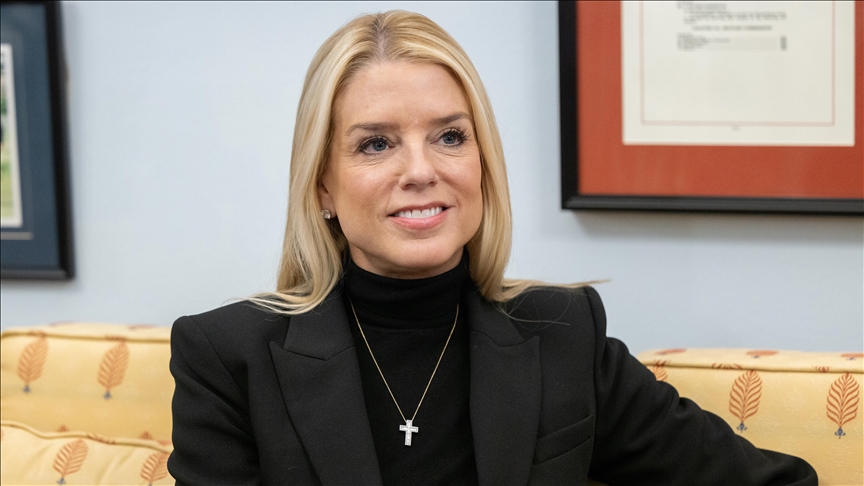 Trump to establish task force against ‘anti-Christian bias,’ names Pam Bondi as lead