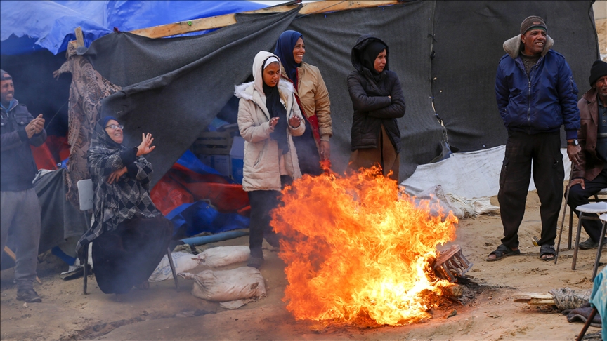 Gaza, palestinezët e zhvendosur në luftë për mbijetesë përballë motit të ftohtë