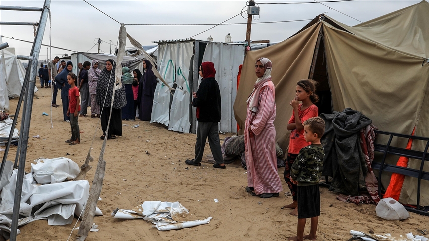 Rafah needs 40,000 tents for displaced Gazans amid severe weather: Mayor