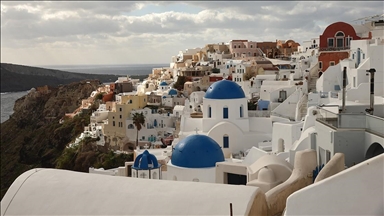 Greece declares state of emergency for Santorini amid ongoing seismic activity