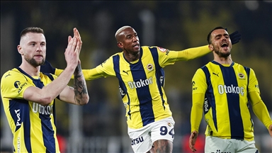 Fenerbahçe, UEFA listesine Skriniar, Talisca ve Kostic'i ekledi