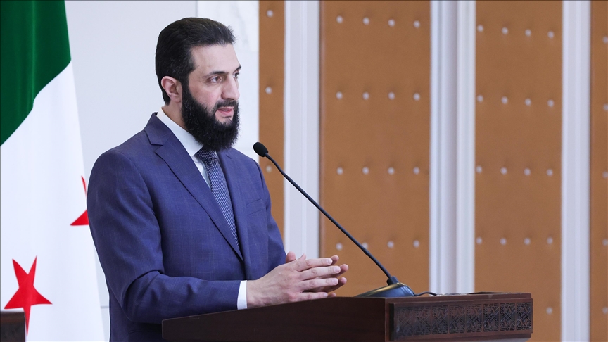 Syrian president meets with Greek foreign minister in Damascus