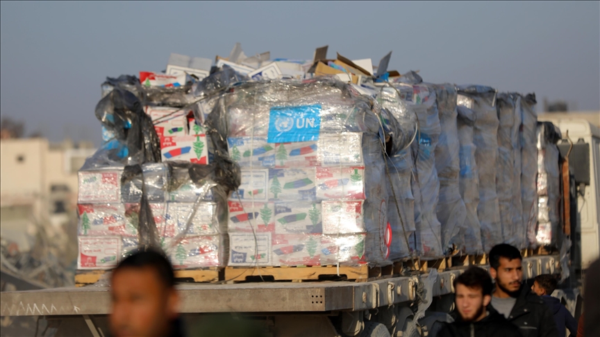 Hamas accuses Israel of hindering delivery of humanitarian aid under Gaza ceasefire deal