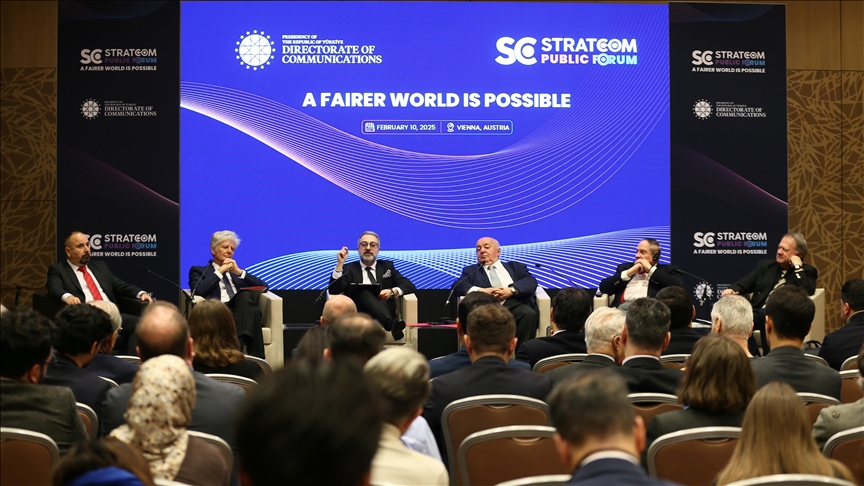Avusturya’da "Daha Adil Bir Dünya Mümkün" temalı panel düzenlendi