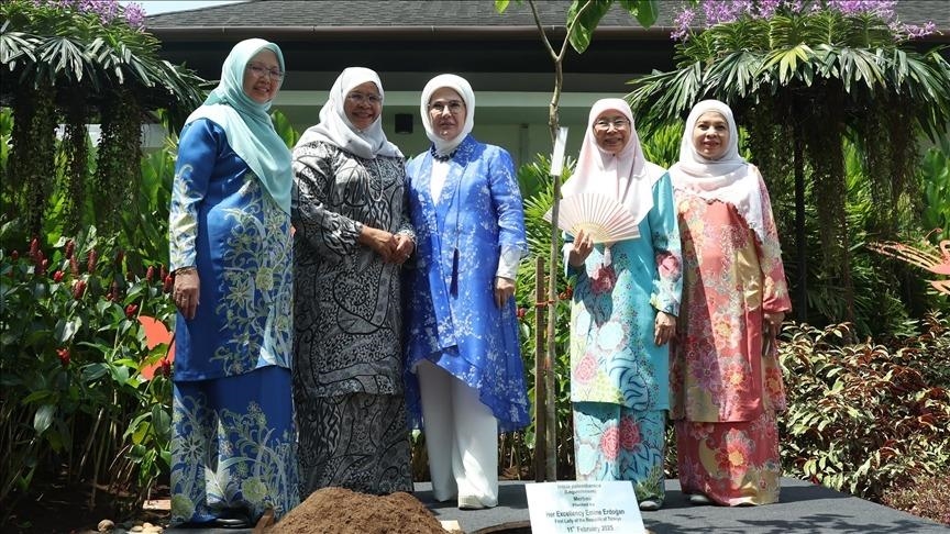 Эмине Эрдоган посетила ботанический сад Пердана в Куала-Лумпуре