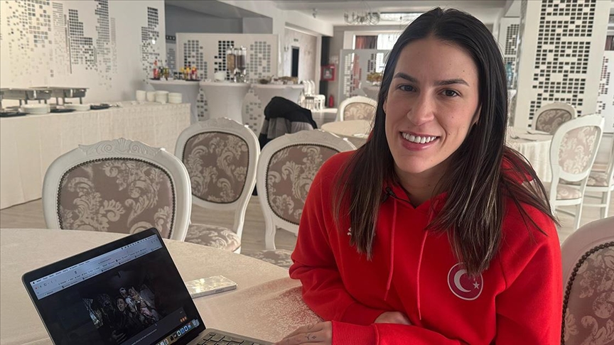 Milli basketbolcu Sevgi Uzun, AA'nın "Yılın Kareleri" oylamasında tercihlerini yaptı