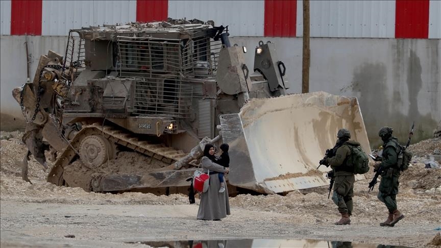 خروق متصاعدة للاتفاق.. إسرائيل تطلق النار على منازل فلسطينيين بغزة