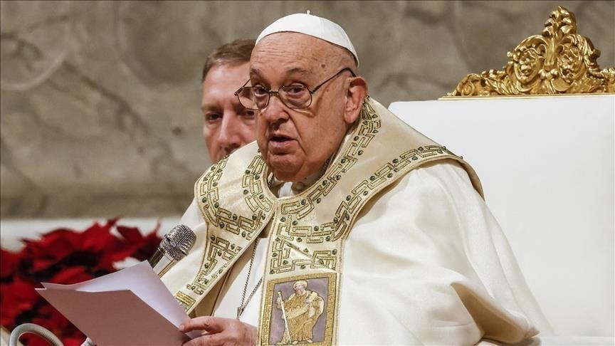 Pope criticizes US mass deportations of immigrants