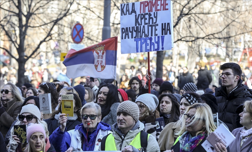 Ispred Ministarstva prosvjete Srbije studenti održali protest pod nazivom "Držimo vam lekciju"