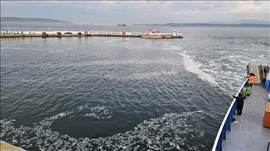 Marmara Denizi'nde görülen müsilajın su sıcaklığının düşmesiyle etkisini azaltması öngörülüyor