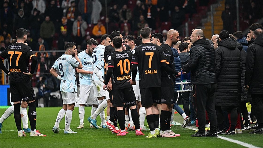 TFF, Mertens'in penaltı pozisyonunun VAR kayıtlarını açıklama kararı aldı