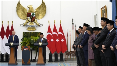 Türkiye and Indonesia sign 13 agreements in trade, defense and other key sectors