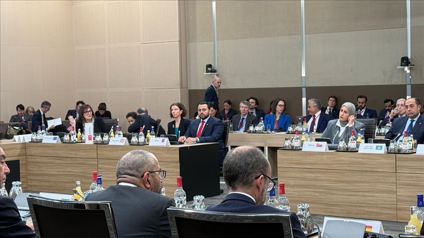 بمؤتمر باريس.. مصر وقطر تؤكدان وحدة أراضي سوريا واحترام سيادتها