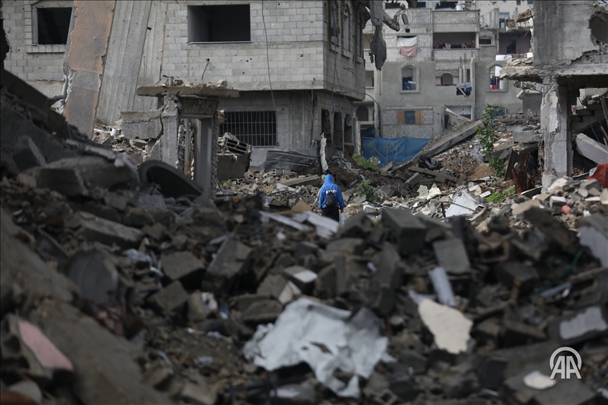 UN official compares Gaza's devastation to 'massive earthquake'